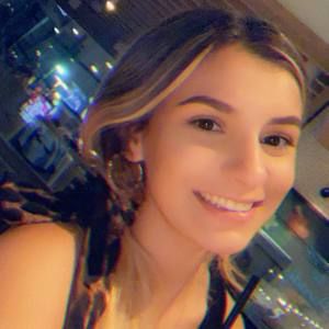 Meet your Posher, Stephanie